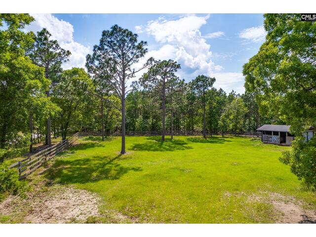 Photo Of 80 Hound Hollow Road Photo of 80 hound hollow road