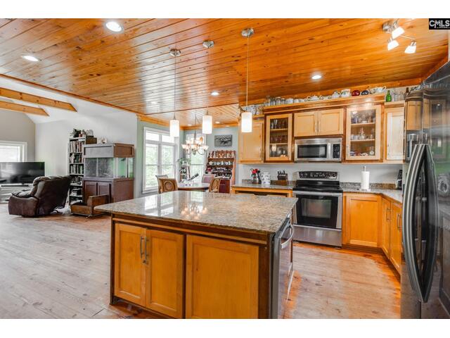 Photo Of 80 Hound Hollow Road Photo of 80 hound hollow road