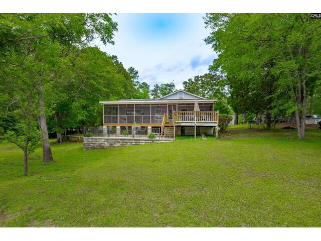 Photo of 1805 Lakeshore Road