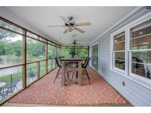 Photo of 1805 Lakeshore Road