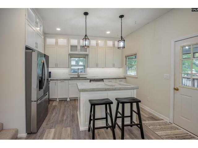 Photo of 1805 Lakeshore Road