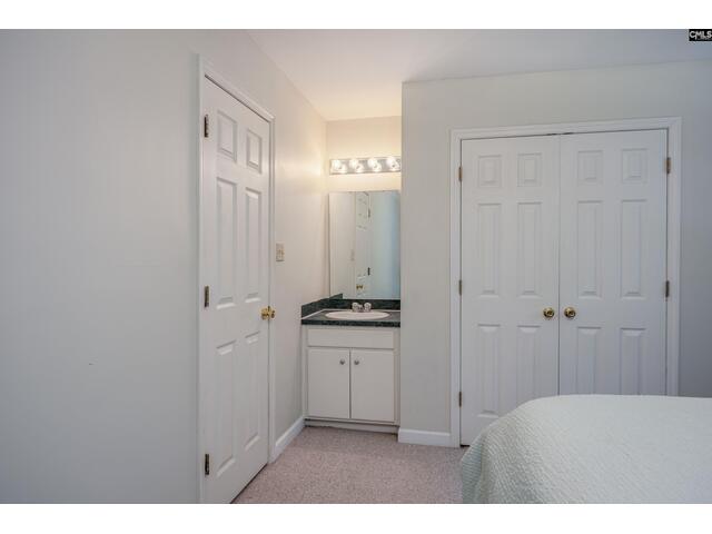Photo of 1805 Lakeshore Road