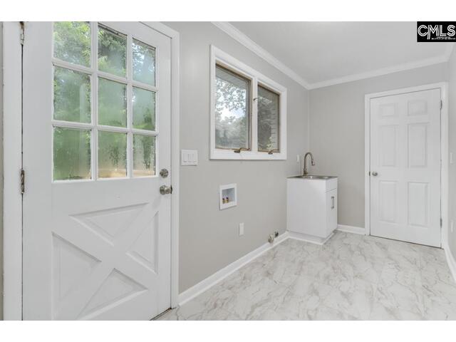 Photo of 400 Derby Lane