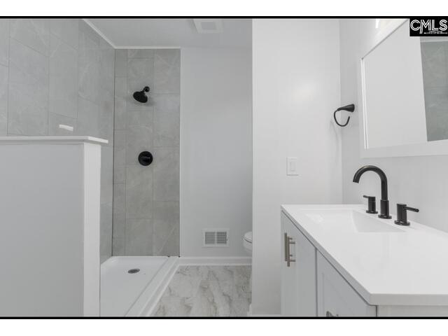 Photo of 400 Derby Lane