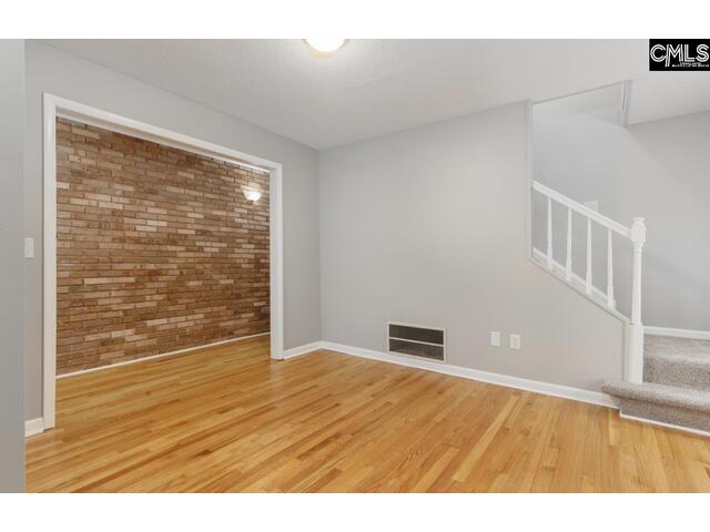 Photo of 400 Derby Lane