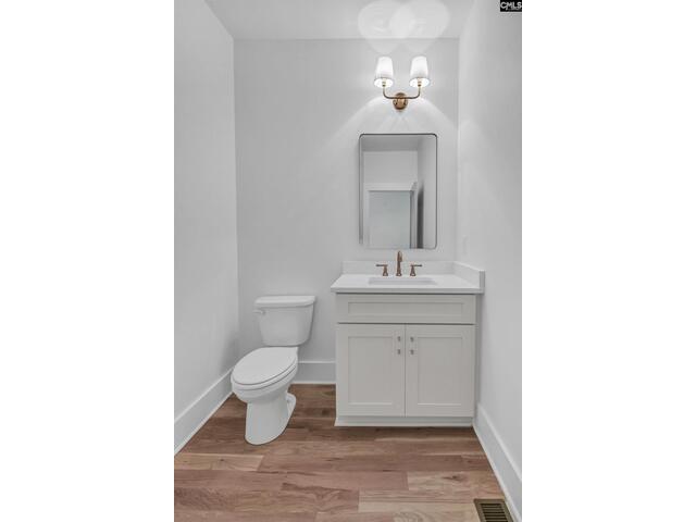 Photo of 701 Peninsula Drive