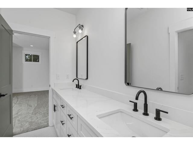 Photo of 701 Peninsula Drive