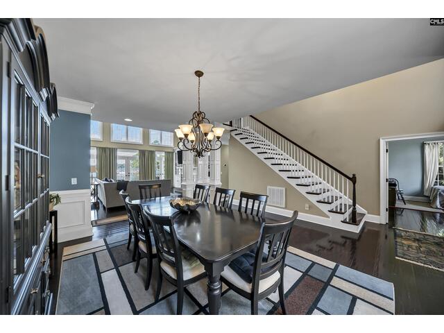 Photo of 102 Royal Court