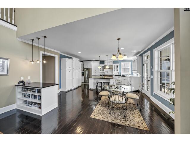 Photo of 102 Royal Court