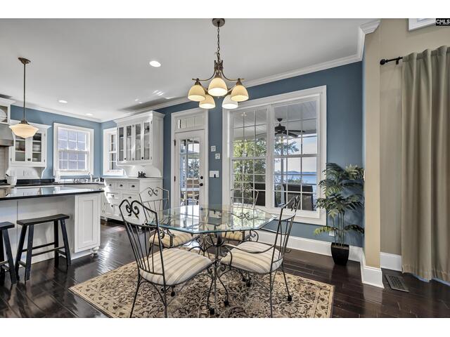 Photo of 102 Royal Court