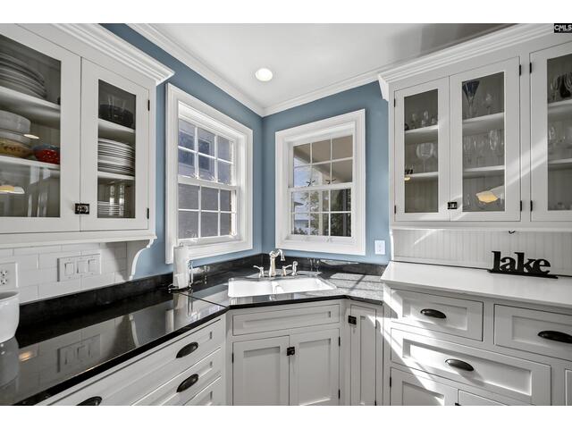 Photo of 102 Royal Court