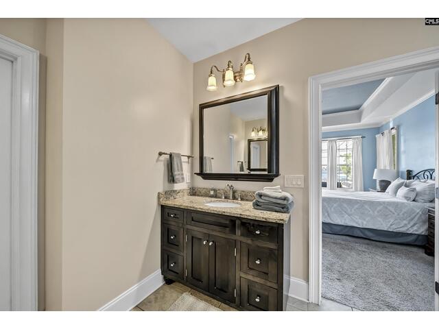 Photo of 102 Royal Court