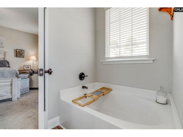 Photo of 76 Driftwood Avenue