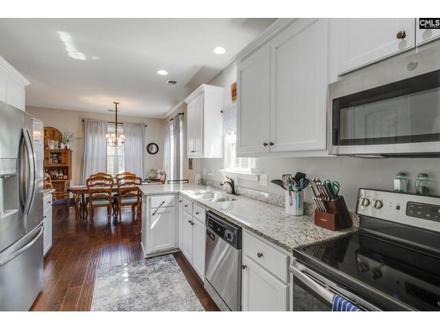 Photo of 76 Driftwood Avenue