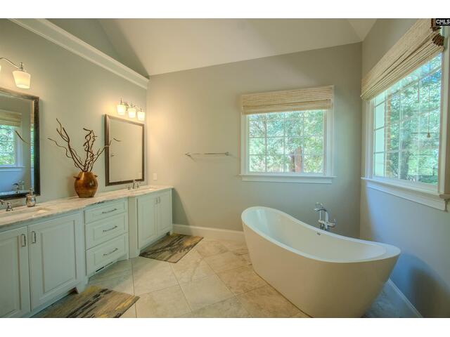 Photo of 204 Sterling Lake Court