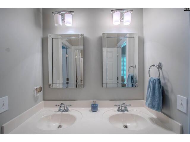 Photo of 204 Sterling Lake Court