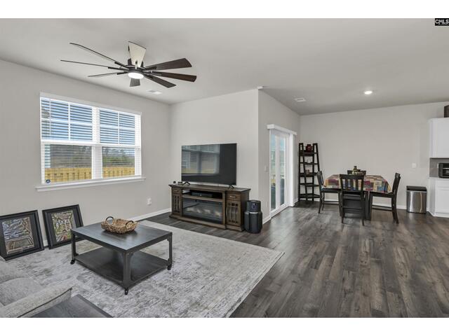 Photo of 2131 Leatherstone Lane