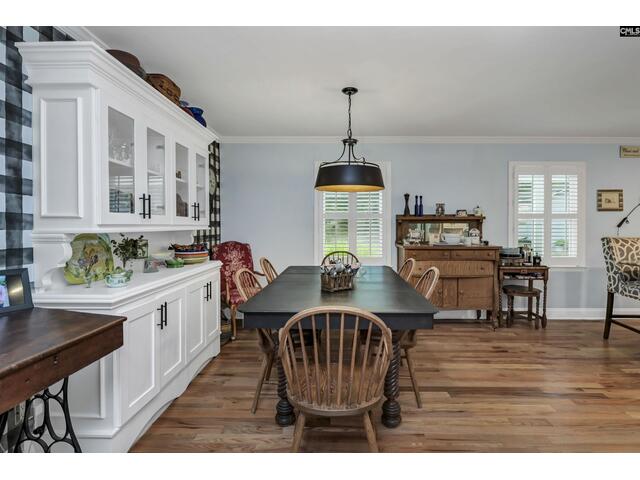 Photo of 1736 Lake Road