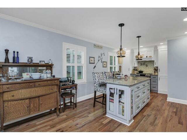 Photo of 1736 Lake Road