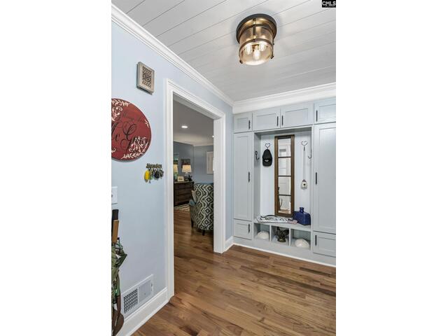 Photo of 1736 Lake Road