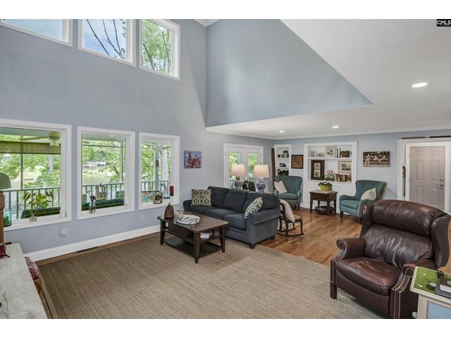 Photo of 1736 Lake Road