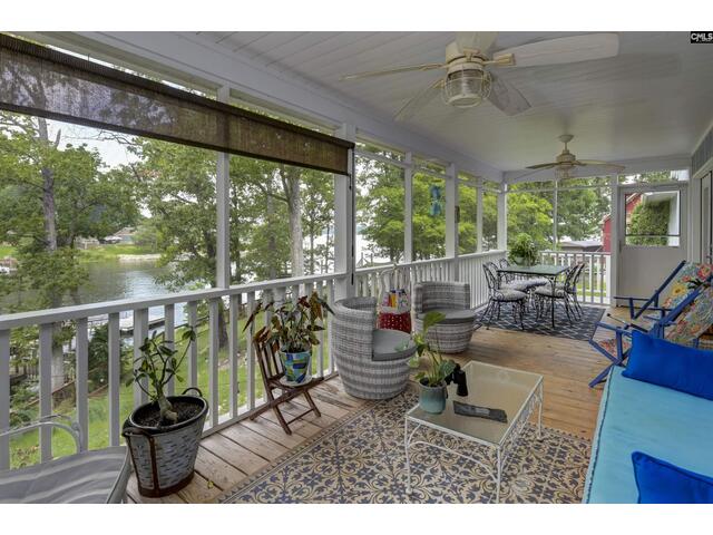 Photo of 1736 Lake Road