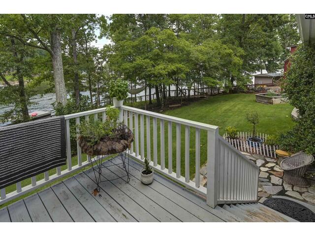 Photo of 1736 Lake Road