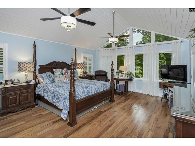 Photo of 1736 Lake Road