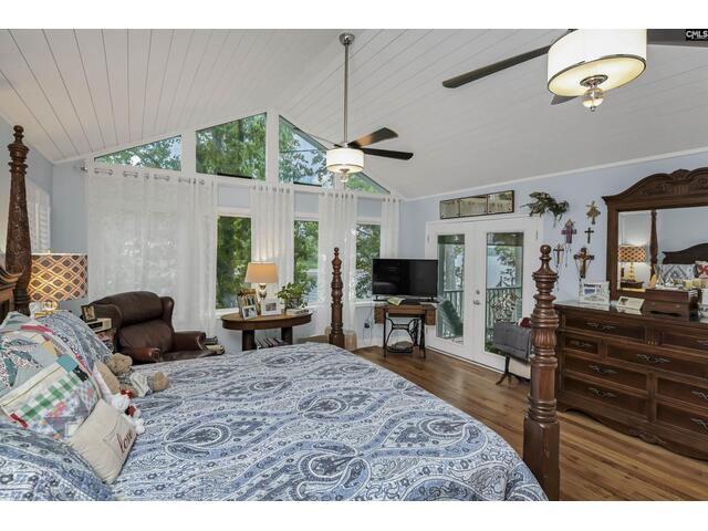 Photo of 1736 Lake Road