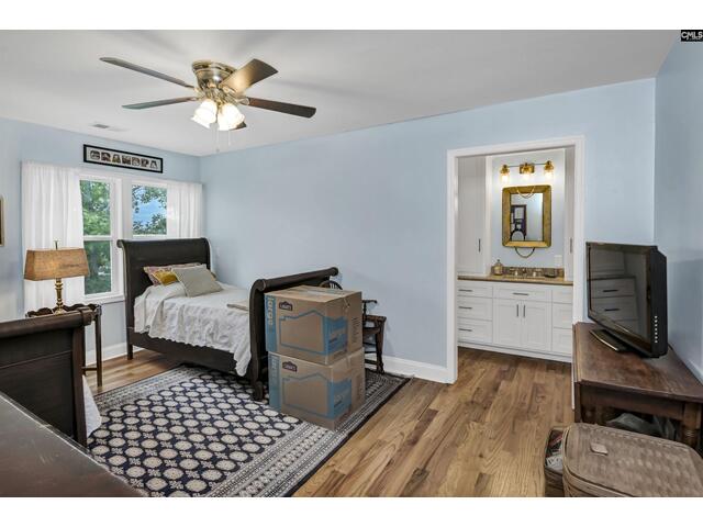 Photo of 1736 Lake Road