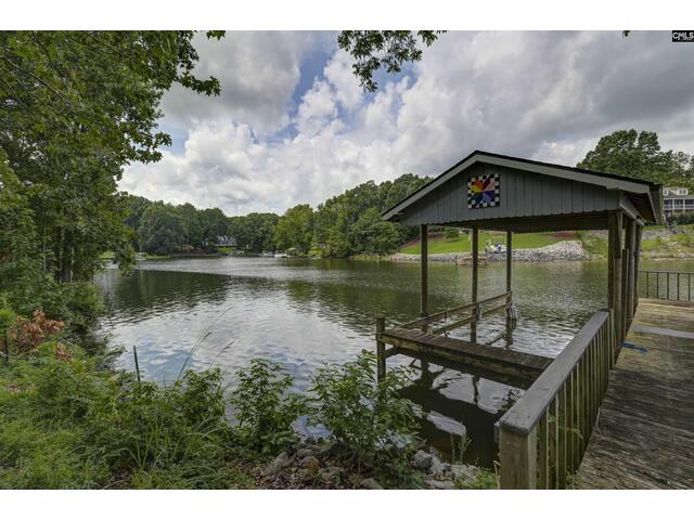 Photo of 1736 Lake Road