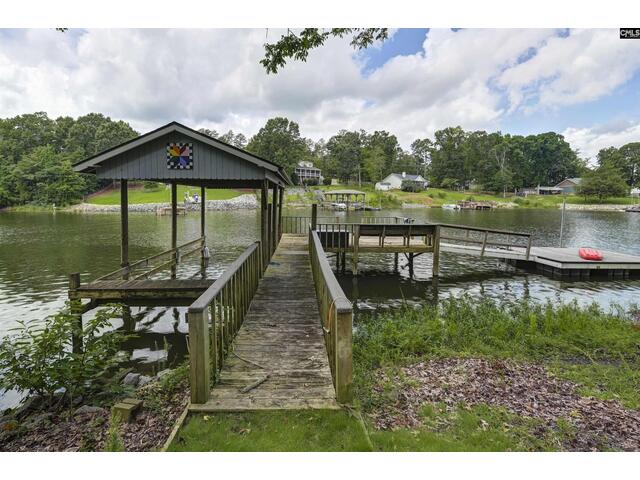 Photo of 1736 Lake Road