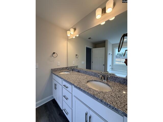 Photo of 102 Andover Way