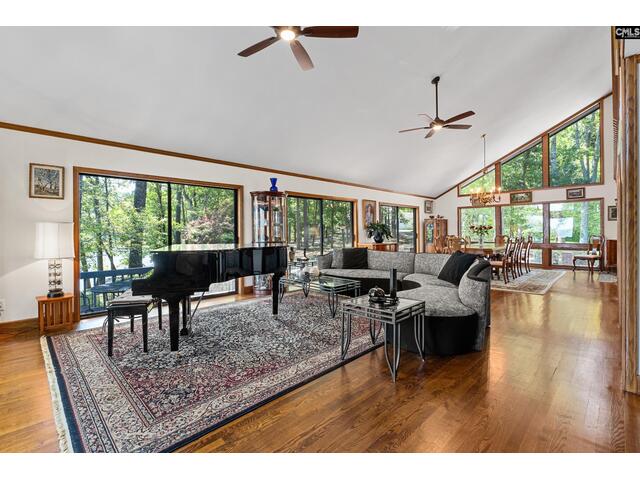 Photo of 270 Harrison Point