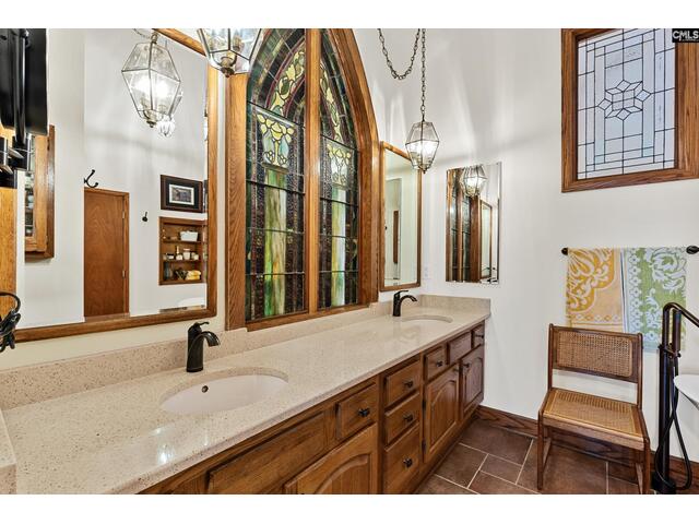 Photo of 270 Harrison Point