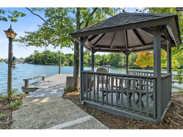 Photo of 270 Harrison Point