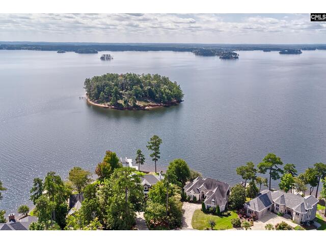 Photo of 885 Island Point Lane