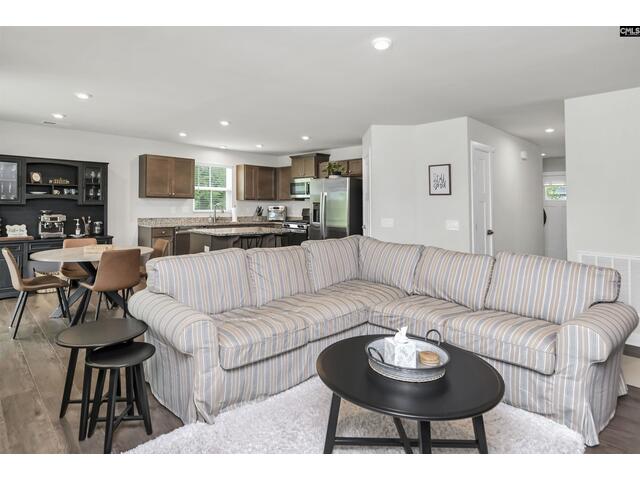 Photo of 31 Holly Fern Lane Photo of 31 Holly Fern Lane