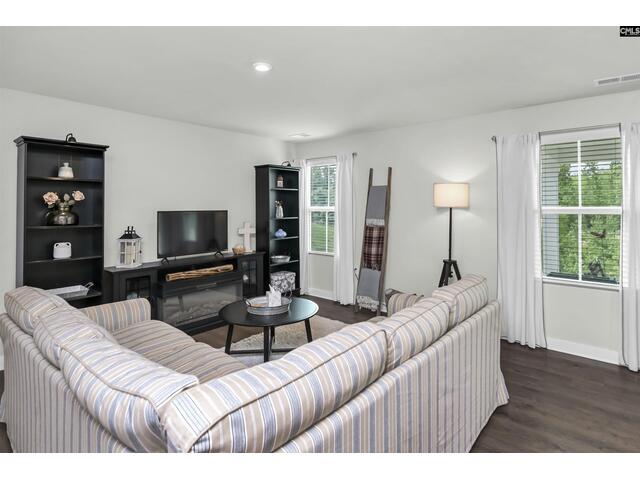 Photo of 31 Holly Fern Lane Photo of 31 Holly Fern Lane