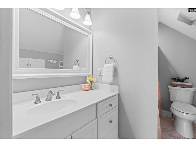 Photo of 622 Chimney Hill Road