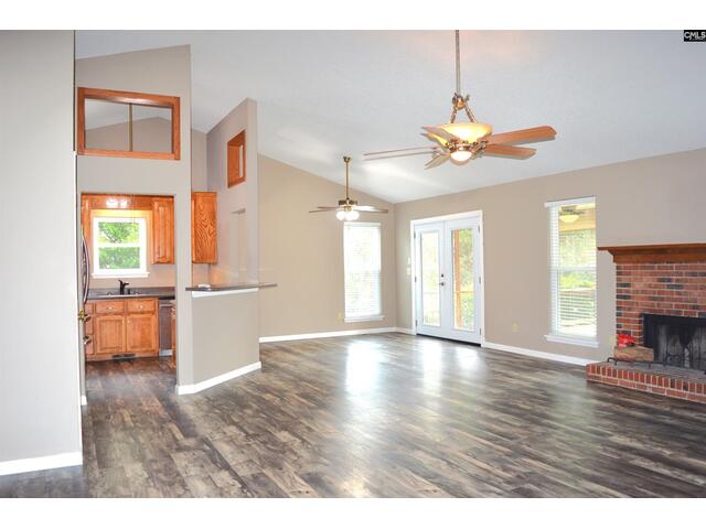 Photo of 1226 Sayre Lane