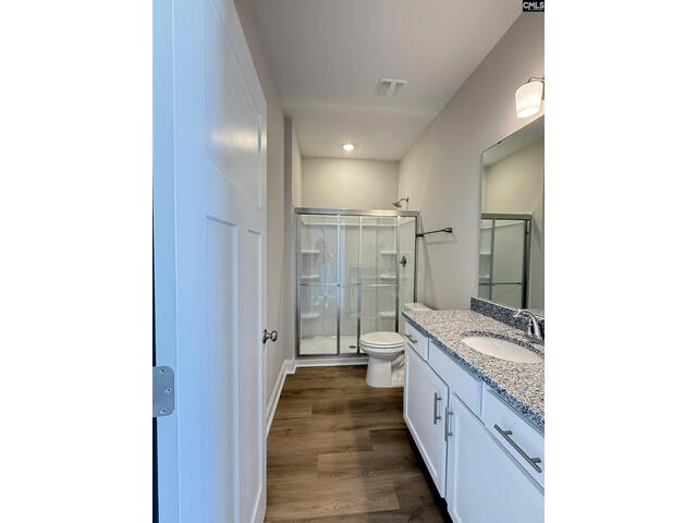 Photo of 18 Sylvan Ridge Court