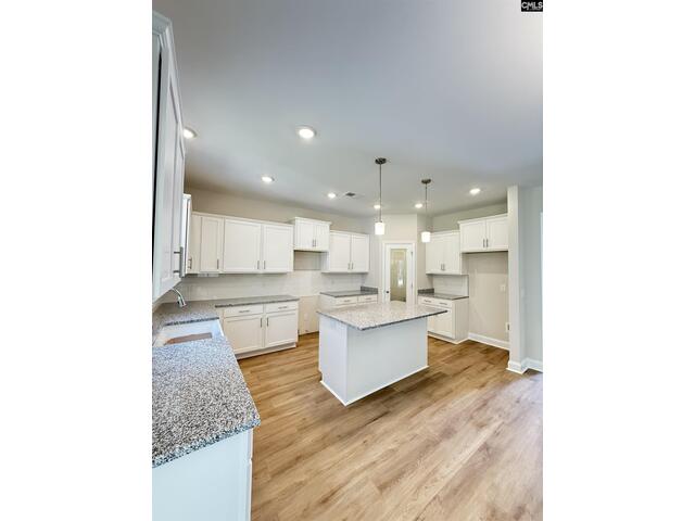 Photo of 18 Sylvan Ridge Court