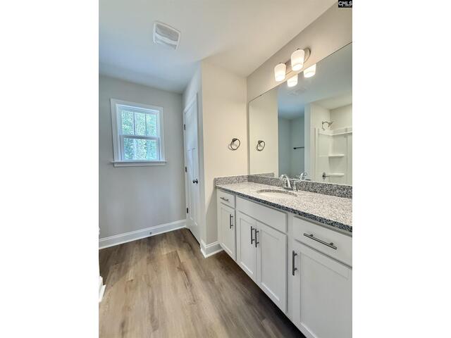 Photo of 18 Sylvan Ridge Court