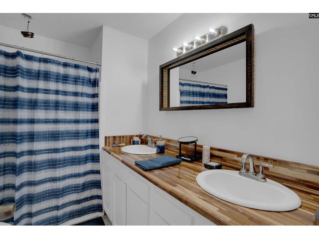 Photo of 3600 KENNERLY Road