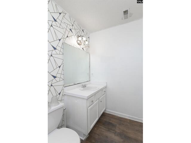 Photo of 215 White Wing Drive