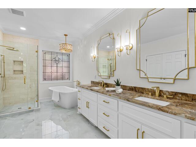 Photo of 104 Birkdale Court