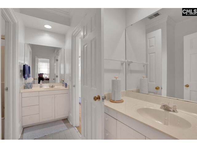 Photo of 2 Forest Hills Court Photo of 2 Forest Hills Court