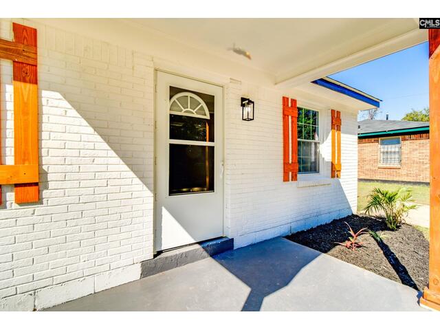 Photo of 901 Slash Pine Lane Photo of 901 Slash Pine Lane