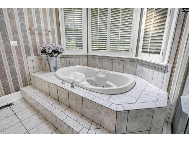 Photo of 216 Dawn Island Trail